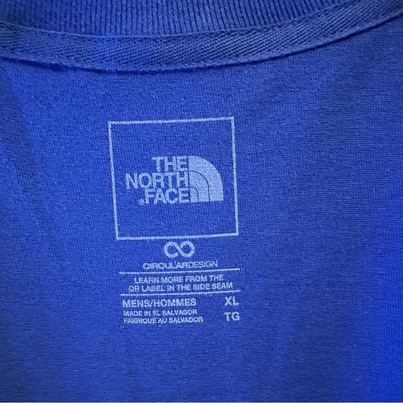 The North Face Blue Short Sleeve Tee for Casual Comfort - Picture 4 of 5